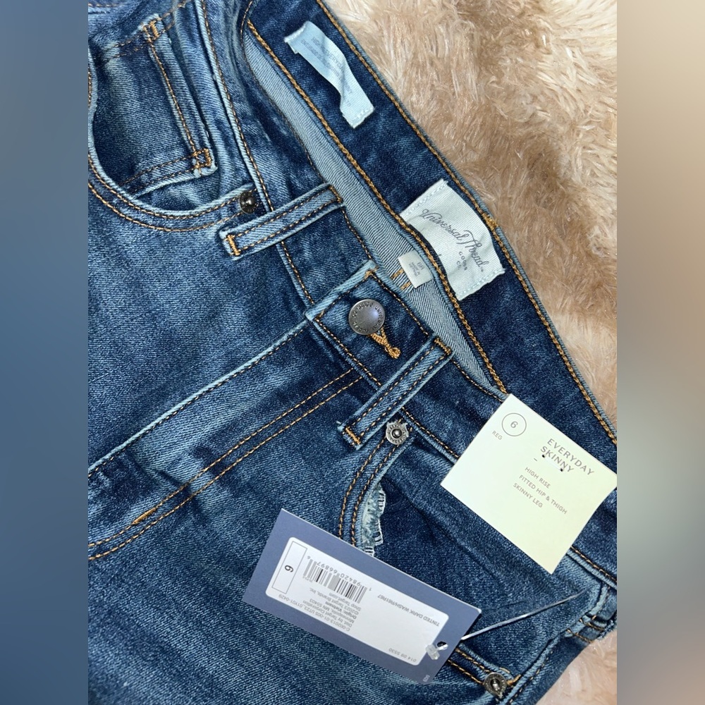 NWT Universal Thread Highrise Everyday Skinny Jea… - image 3